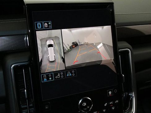 New 2026 GMC Yukon XL Elevation w/ LPO, Floor Liner Package image 19