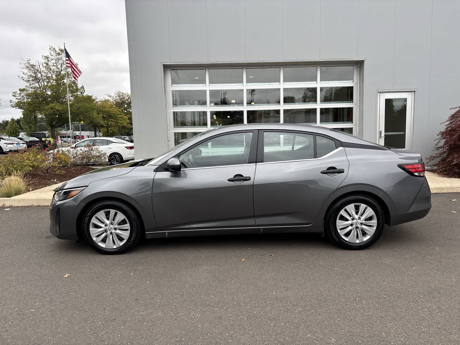 Used 2025 Nissan Sentra S FWD image 2