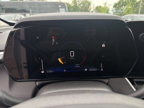 Used 2025 Chevrolet TrailBlazer LT FWD image 38