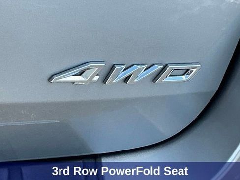 Used 2022 Ford Explorer Limited w/ Equipment Group 301A AWD/4WD image 14