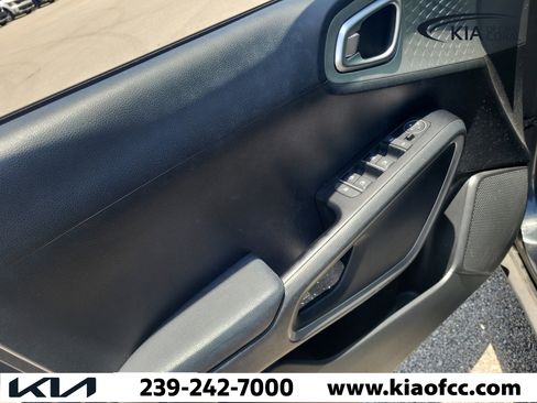 Certified 2021 Kia Soul LX FWD image 20