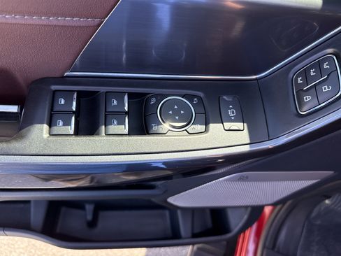 Used 2021 Ford F150 Lariat w/ Max Trailer Tow Package image 13