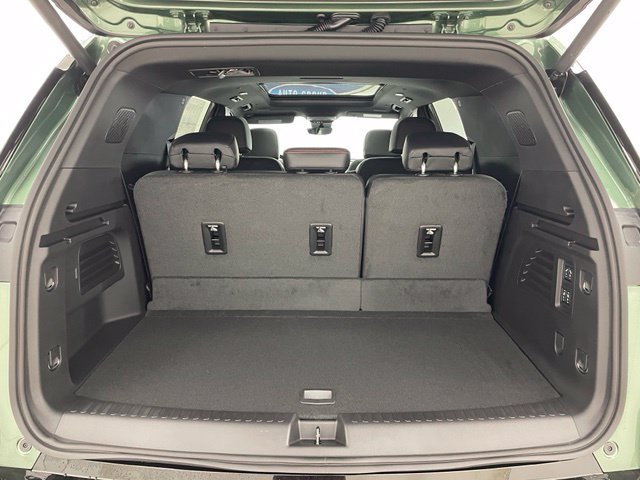 New 2027 Chevrolet Traverse RS w/ LPO, Floor Liner Package AWD/4WD image 14