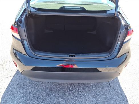 Used 2024 Toyota Corolla LE image 13