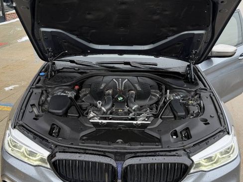 Used 2018 BMW M550i xDrive w/ Driving Assistance Package image 43