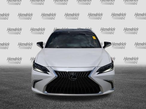 Used 2022 Lexus ES 350 Ultra Luxury w/ Accessory Package 2 FWD image 3