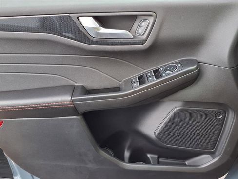 New 2025 Ford Escape ST-Line w/ Tech Pack #1 image 14