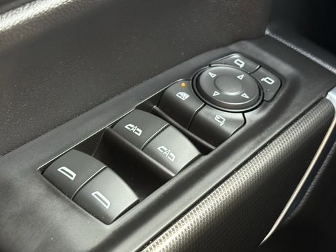 Used 2021 GMC Sierra 1500 AT4 w/ AT4 Preferred Package image 23