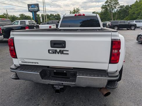 Used 2015 GMC Sierra 3500 4x4 Crew Cab w/ Sierra Convenience Package image 6