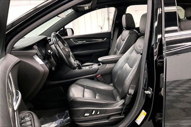 Used 2021 Cadillac XT5 Premium Luxury FWD image 24