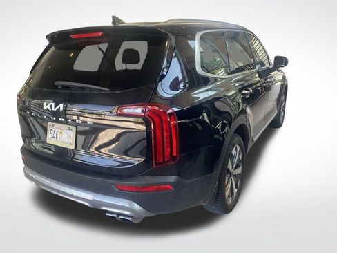 Used 2022 Kia Telluride S FWD image 7