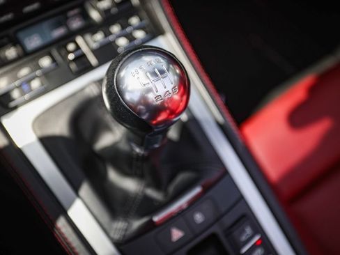 Used 2023 Porsche 718 Boxster GTS RWD image 31