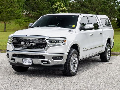 Used 2019 RAM 1500 Limited AWD/4WD image 3