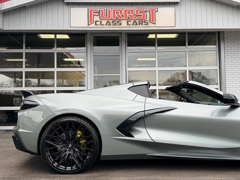 Used 2024 Chevrolet Corvette Stingray Preferred Cpe w/ Z51 Performance Package image 18