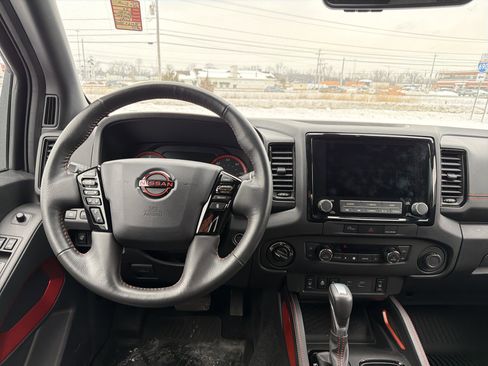 Used 2024 Nissan Frontier PRO-4X w/ Pro Premium Package image 15