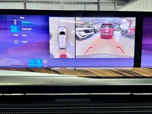 Used 2026 Cadillac Escalade Platinum Sport w/ LPO, ONYX Package image 20