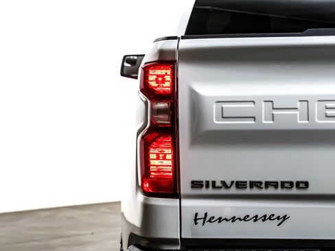 Used 2020 Chevrolet Silverado 1500 LT w/ Trailering Package image 14