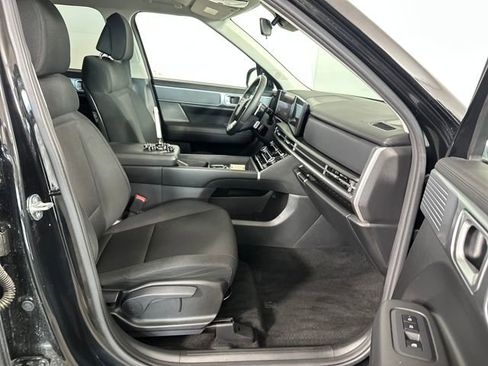 Used 2024 Hyundai Santa Fe SE image 28