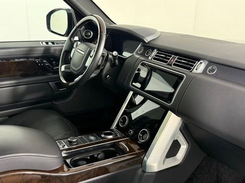 Certified 2019 Land Rover Range Rover Supercharged AWD/4WD image 33
