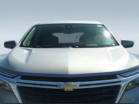 Used 2023 Chevrolet Equinox LT image 37