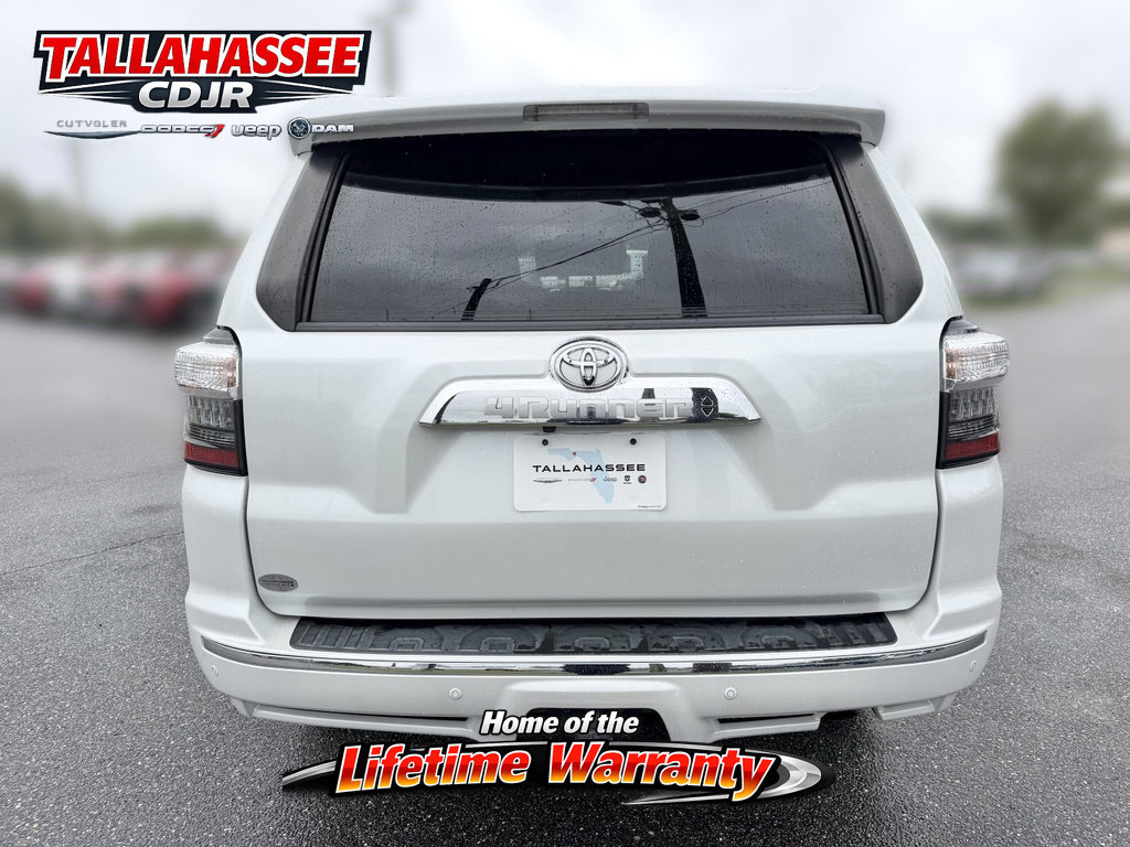 Used 2024 Toyota 4Runner Limited AWD/4WD image 4