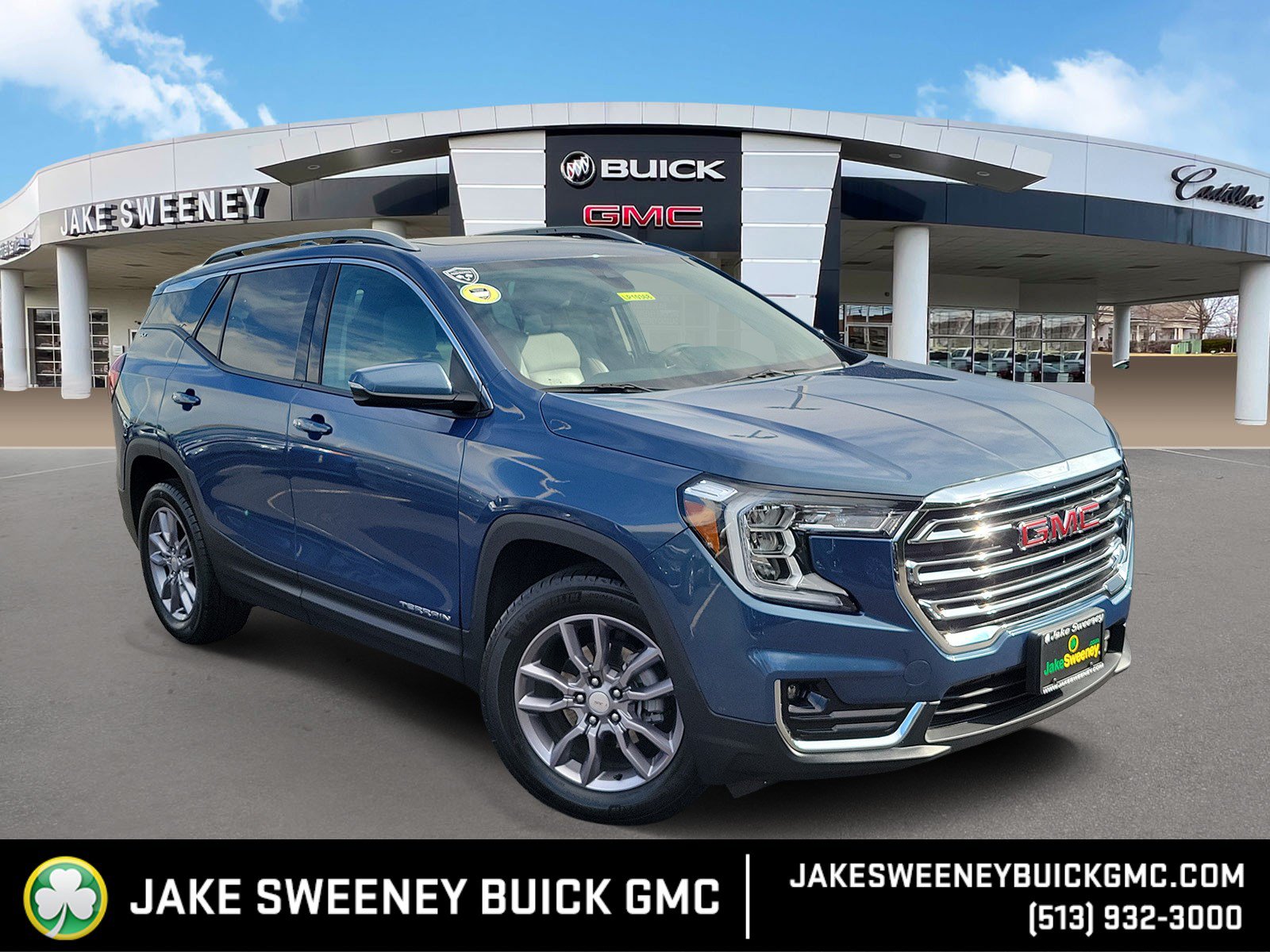 Used 2024 GMC Terrain SLT AWD/4WD image 1