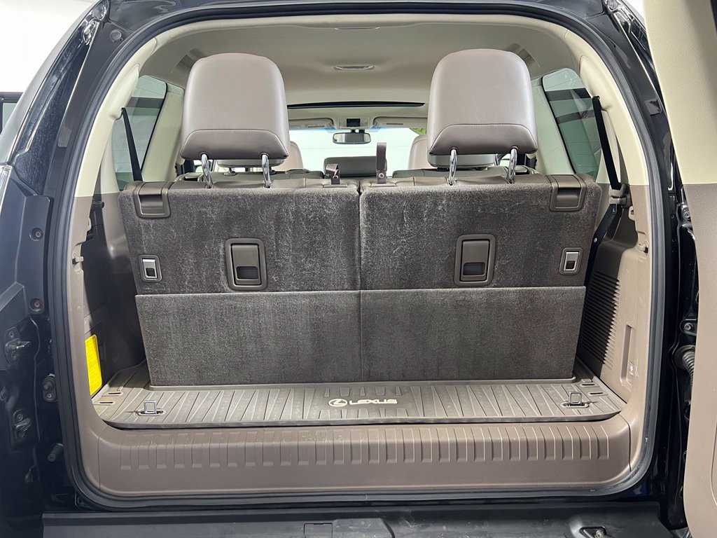 Used 2015 Lexus GX 460 w/ Premium Package AWD/4WD image 14