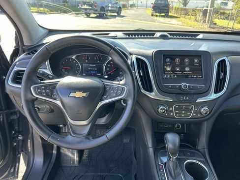 Used 2023 Chevrolet Equinox LT image 17