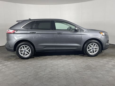 Used 2022 Ford Edge SEL w/ Convenience Package image 5