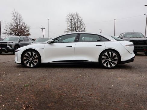 Used 2022 Lucid Air Grand Touring image 5
