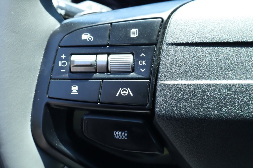 Used 2025 Kia EV6 Wind RWD image 23