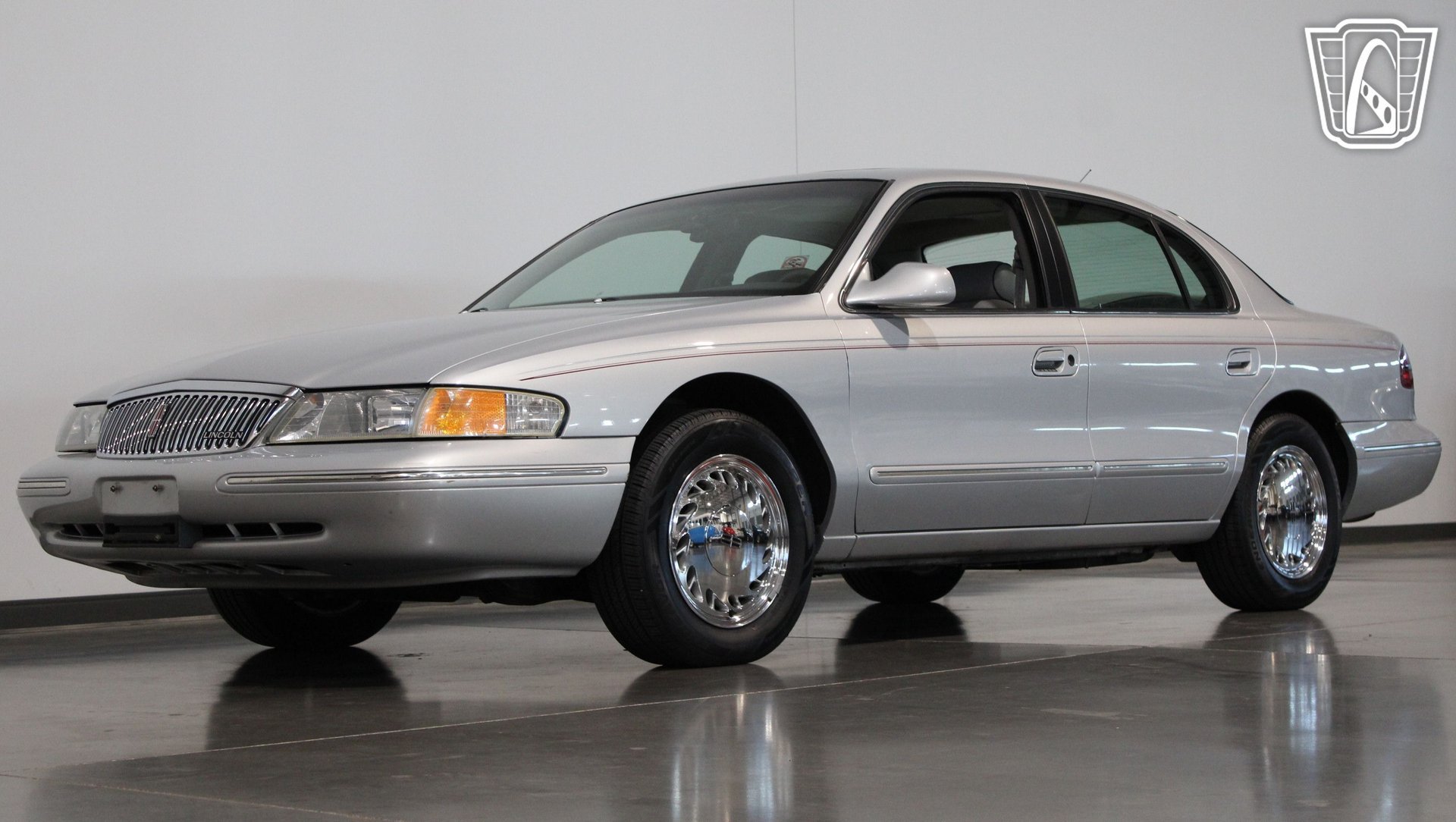Used 1996 Lincoln Continental FWD image 28