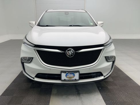 Used 2024 Buick Enclave Essence w/ Experience Buick Package image 6