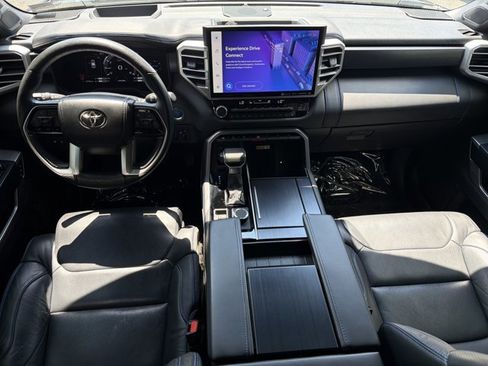 Used 2024 Toyota Sequoia Platinum AWD/4WD image 25