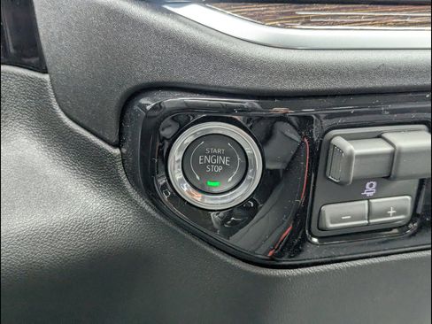 New 2026 GMC Sierra 1500 SLE w/ LPO, GMC Protection Package image 23