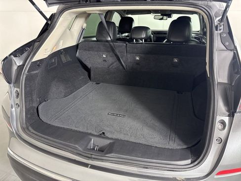 Used 2023 Nissan Murano SV FWD image 18