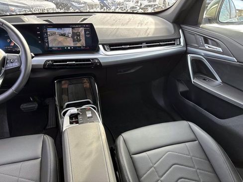 Used 2025 BMW X1 xDrive28i image 32