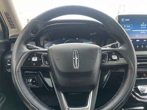 Used 2023 Lincoln Corsair AWD w/ Equipment Group 101A image 28
