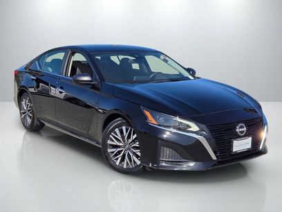 Used 2024 Nissan Altima 2.5 SV