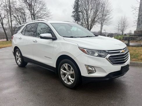 Used 2018 Chevrolet Equinox Premier image 3