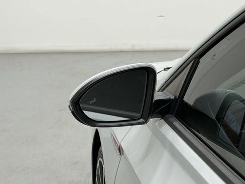 Used 2019 Volkswagen Jetta GLI FWD image 43