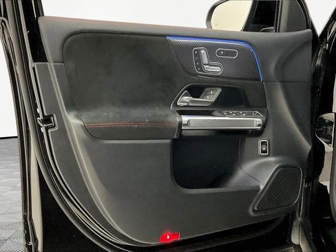 Certified 2024 Mercedes-Benz GLB 250 image 20