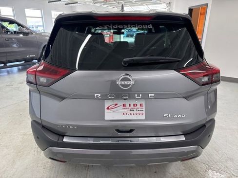 Used 2023 Nissan Rogue SL AWD/4WD image 9