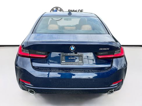 New 2026 BMW 330i Sedan w/ Convenience Package RWD image 5