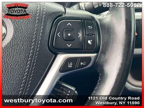 Certified 2017 Toyota Highlander XLE image 25
