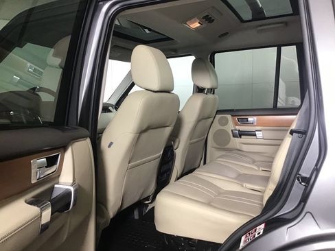Used 2015 Land Rover LR4 HSE AWD/4WD image 29