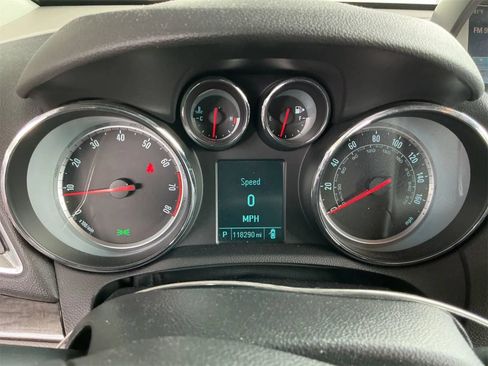 Used 2015 Buick Encore FWD image 5