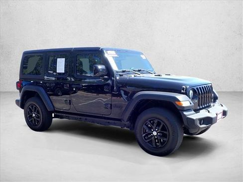Used 2023 Jeep Wrangler Unlimited Sport AWD/4WD image 6