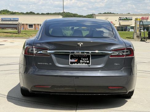 Used 2018 Tesla Model S 75D AWD/4WD image 18