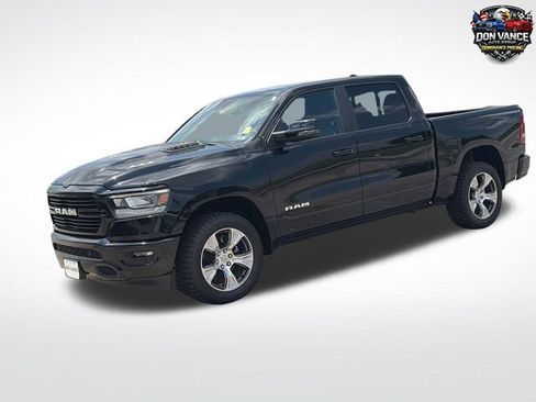 Used 2023 RAM 1500 Laramie AWD/4WD image 2